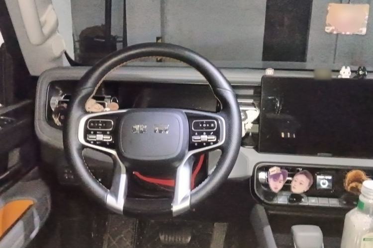Used BAIC Off-Road BJ40 Electric Drive 2025 Standard Edition Steering Wheel