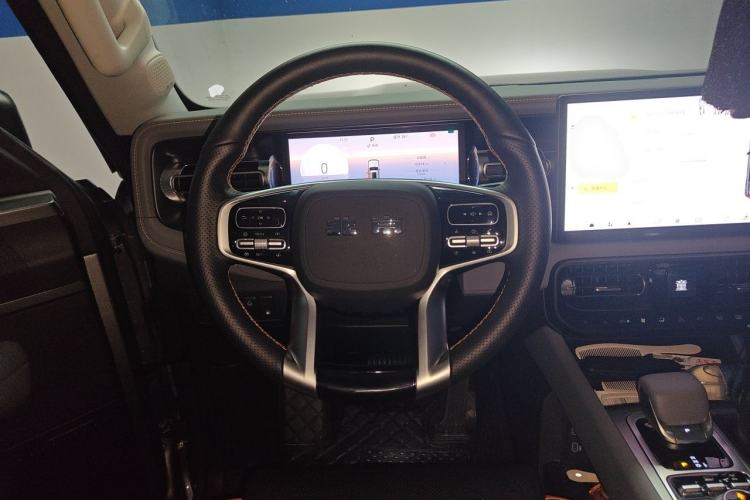 Used BAIC Off-Road BJ40 Electric Drive 2025 Standard Edition Steering Wheel