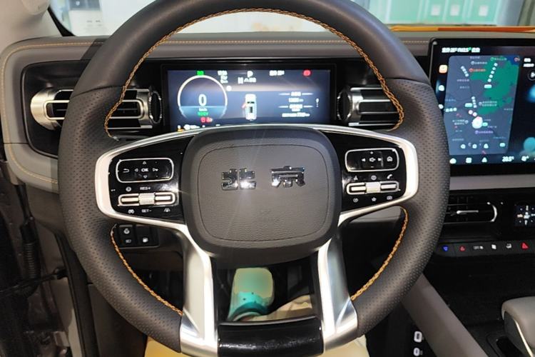 Used BAIC Off-Road BJ40 Electric Drive 2025 Advanced Edition Steering Wheel