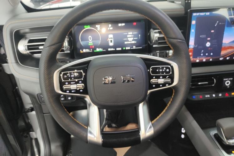 Used BAIC Off-Road BJ40 Electric Drive 2025 Advanced Edition Steering Wheel