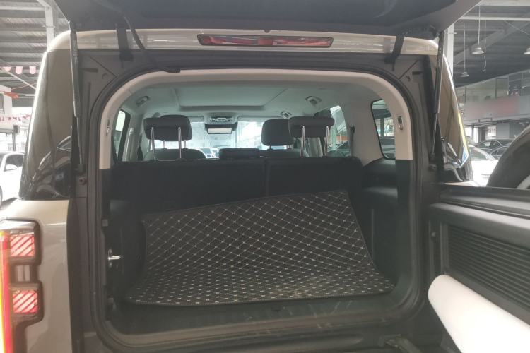 Used BAIC Off-Road BJ40 Electric Drive 2025 Advanced Edition Trunk