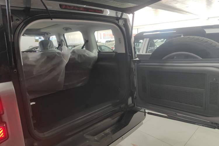 Used BAIC Off-Road BJ40 Electric Drive 2025 Standard Edition Trunk