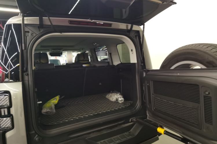 Used BAIC Off-Road BJ40 Electric Drive 2025 Advanced Edition Trunk