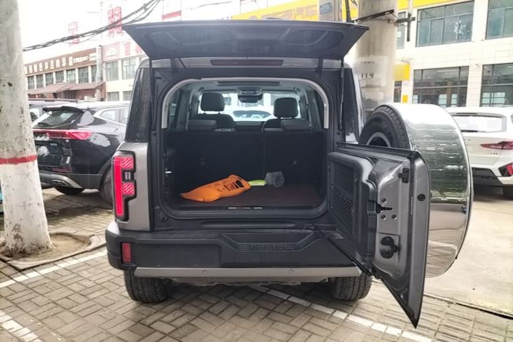 Used BAIC Off-Road BJ40 Electric Drive 2025 Standard Edition Trunk