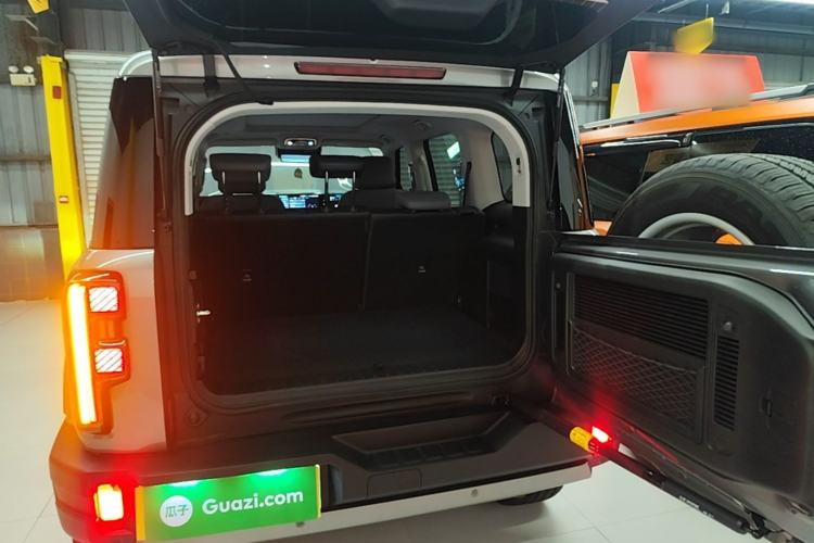 Used BAIC Off-Road BJ40 Electric Drive 2025 Advanced Edition Trunk