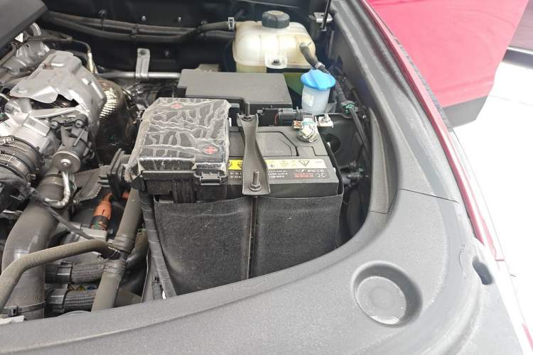 Used BAIC Off-Road BJ40 Electric Drive 2025 Advanced Edition Engine Bay Left