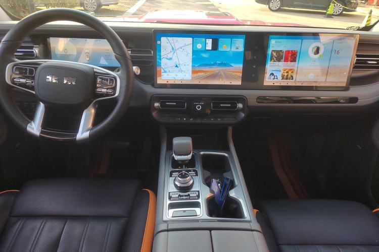 Used BAIC Off-Road BJ40 Electric Drive 2025 Advanced Edition Center Console