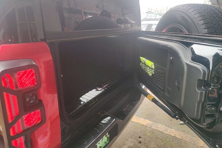 Used BAIC Off-Road BJ40 Electric Drive 2025 Model Yuanjing Smart Travel Edition Trunk