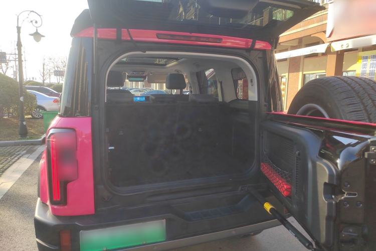Used BAIC Off-Road BJ40 Electric Drive 2025 Advanced Edition Trunk