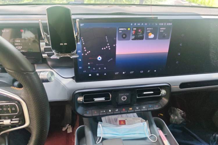 Used BAIC Off-Road BJ40 Electric Drive 2025 Advanced Edition Audio And AC Panel