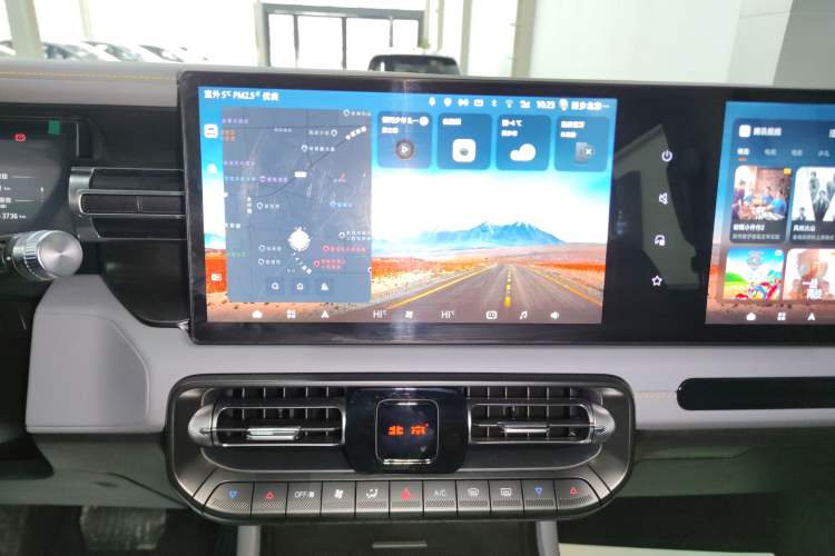 Used BAIC Off-Road BJ40 Electric Drive 2025 Advanced Edition Audio And AC Panel