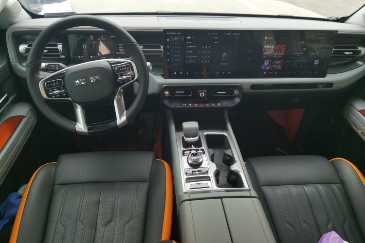 Used BAIC Off-Road BJ40 Electric Drive 2025 Advanced Edition Center Console
