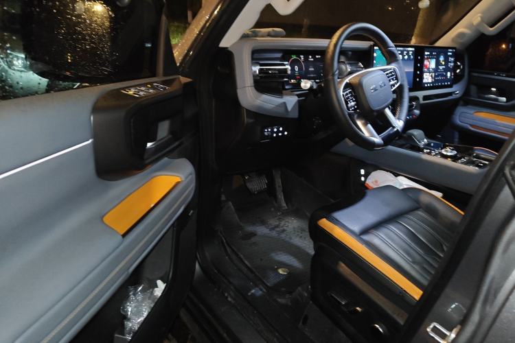 Used BAIC Off-Road BJ40 Electric Drive 2025 Advanced Edition Driver Seat