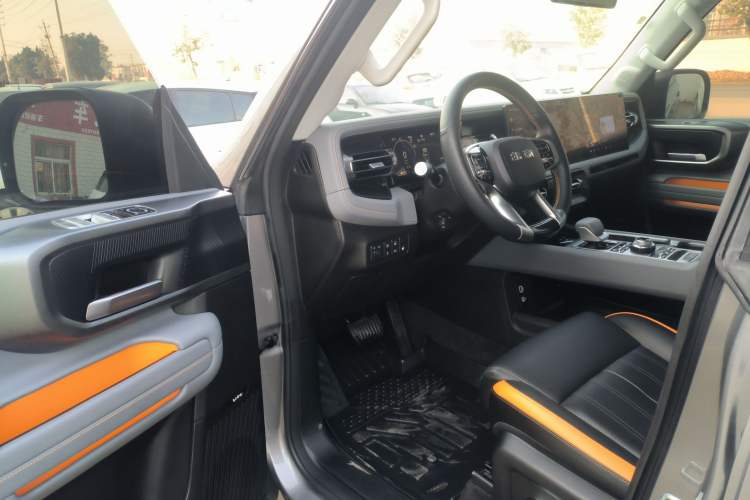 Used BAIC Off-Road BJ40 Electric Drive 2025 Advanced Edition Driver Seat
