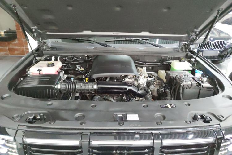 Used BAIC Off-Road BJ40 Electric Drive 2025 Advanced Edition Engine Bay