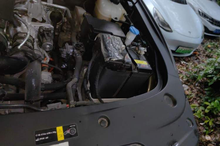 Used BAIC Off-Road BJ40 Electric Drive 2025 Advanced Edition Engine Bay Left
