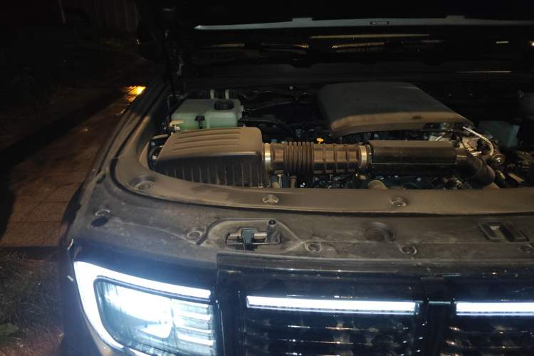 Used BAIC Off-Road BJ40 Electric Drive 2025 Advanced Edition Engine Bay Right