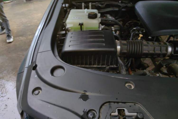 Used BAIC Off-Road BJ40 Electric Drive 2025 Advanced Edition Engine Bay Right