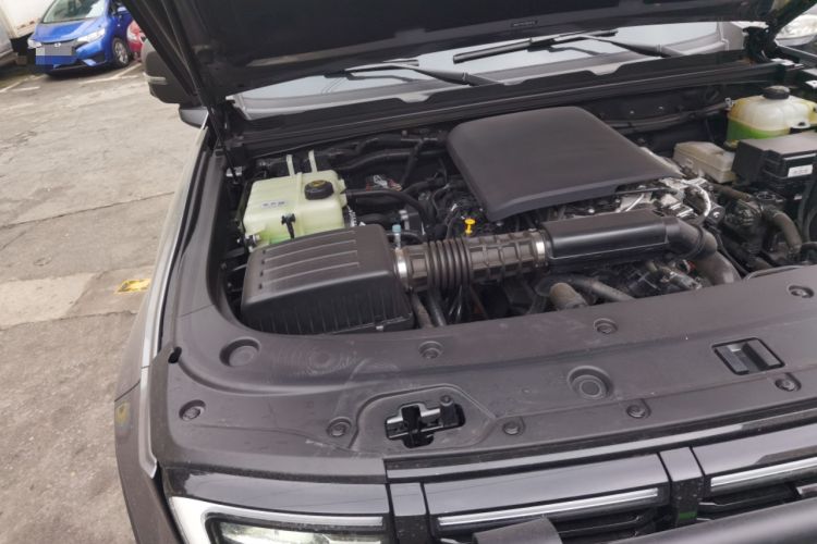 Used BAIC Off-Road BJ40 Electric Drive 2025 Advanced Edition Engine Bay Right