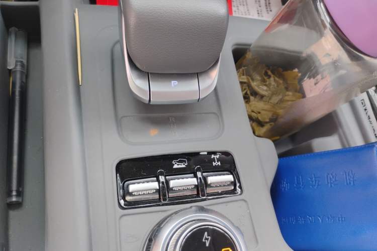Used BAIC Off-Road BJ40 Electric Drive 2025 Advanced Edition Gear Lever