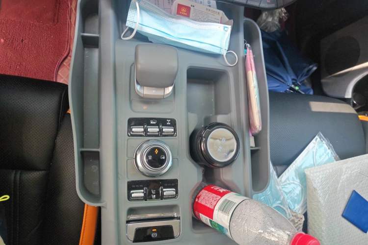Used BAIC Off-Road BJ40 Electric Drive 2025 Advanced Edition Gear Lever