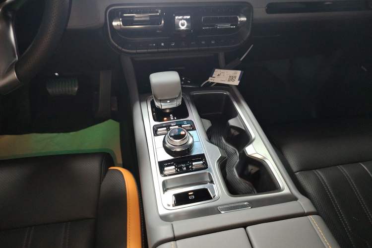 Used BAIC Off-Road BJ40 Electric Drive 2025 Advanced Edition Gear Lever