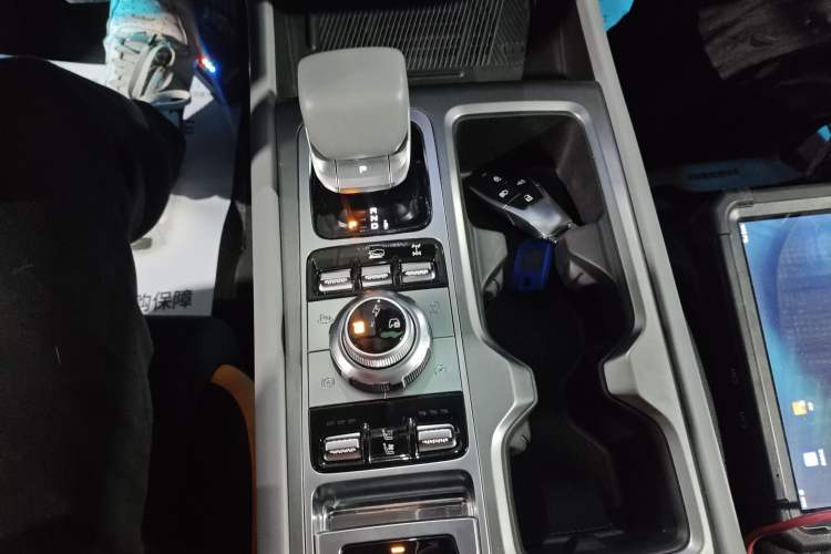 Used BAIC Off-Road BJ40 Electric Drive 2025 Advanced Edition Gear Lever