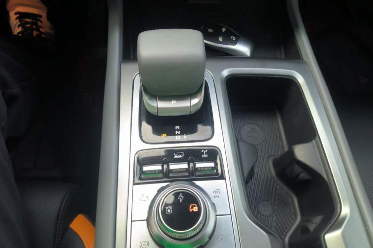 Used BAIC Off-Road BJ40 Electric Drive 2025 Advanced Edition Gear Lever