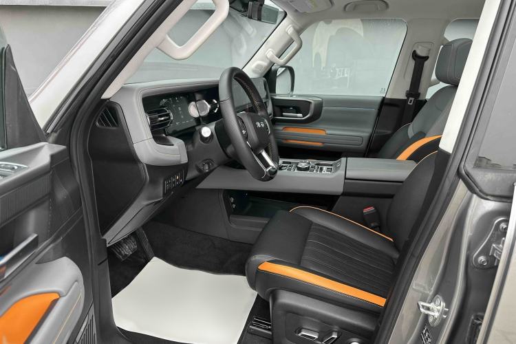 Used BAIC Off-Road BJ40 Electric Drive 2025 Advanced Edition Interior 1