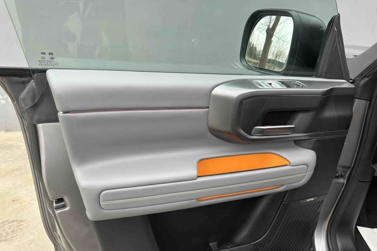 Used BAIC Off-Road BJ40 Electric Drive 2025 Advanced Edition Interior 11