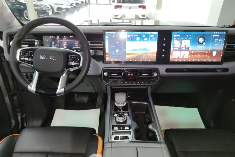 Used BAIC Off-Road BJ40 Electric Drive 2025 Advanced Edition Interior 2
