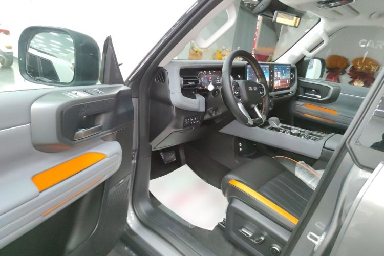 Used BAIC Off-Road BJ40 Electric Drive 2025 Advanced Edition Interior 3