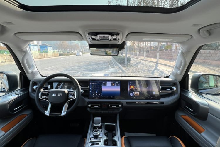 Used BAIC Off-Road BJ40 Electric Drive 2025 Advanced Edition Interior 4