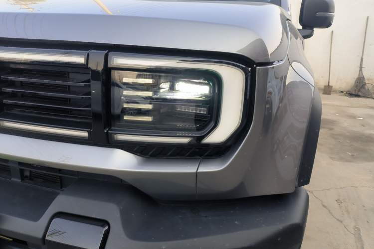 Used BAIC Off-Road BJ40 Electric Drive 2025 Advanced Edition Left Front Headlight