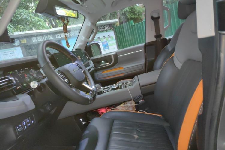 Used BAIC Off-Road BJ40 Electric Drive 2025 Advanced Edition Left Front Seat