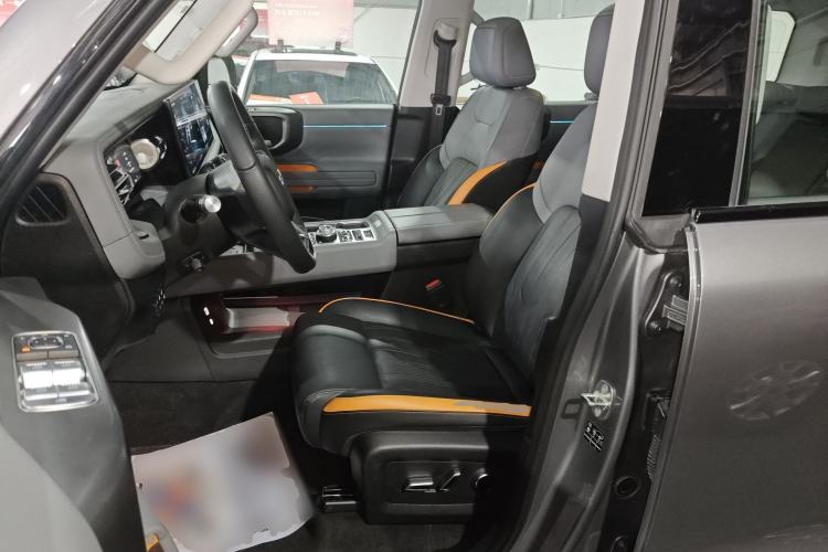 Used BAIC Off-Road BJ40 Electric Drive 2025 Advanced Edition Left Front Seat