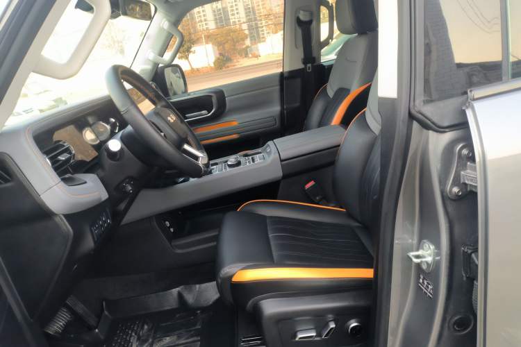 Used BAIC Off-Road BJ40 Electric Drive 2025 Advanced Edition Left Front Seat