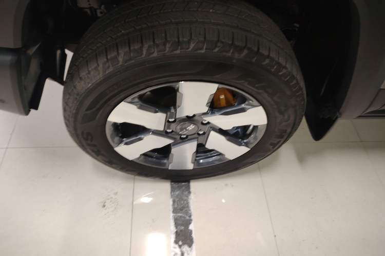 Used BAIC Off-Road BJ40 Electric Drive 2025 Advanced Edition Left Front Wheel Hub