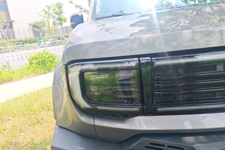 Used BAIC Off-Road BJ40 Electric Drive 2025 Advanced Edition Right Front Headlight