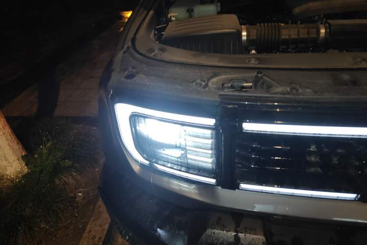 Used BAIC Off-Road BJ40 Electric Drive 2025 Advanced Edition Right Front Headlight