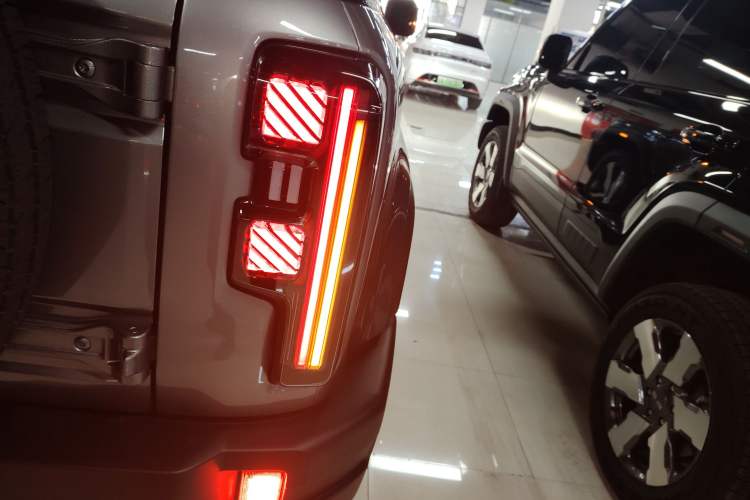 Used BAIC Off-Road BJ40 Electric Drive 2025 Advanced Edition Right Rear Taillight