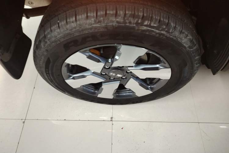 Used BAIC Off-Road BJ40 Electric Drive 2025 Advanced Edition Right Rear Wheel Hub
