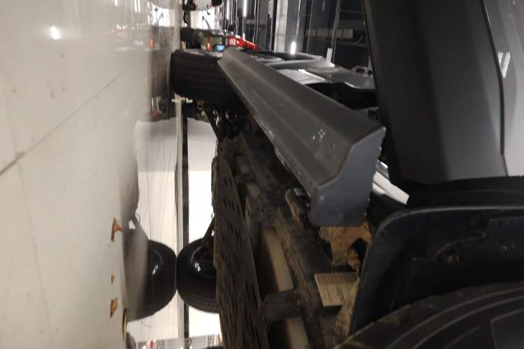 Used BAIC Off-Road BJ40 Electric Drive 2025 Advanced Edition Right Side Sill