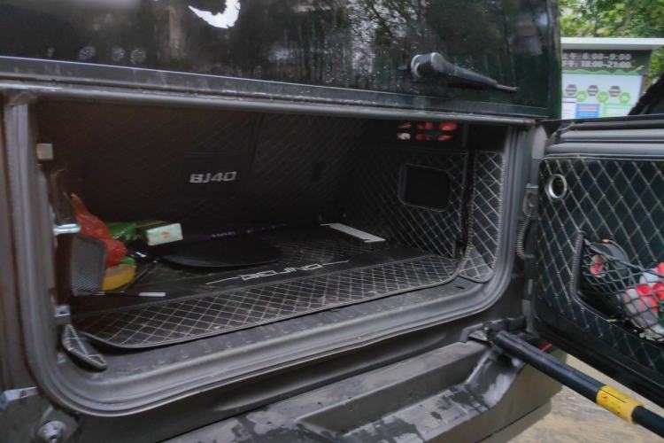 Used BAIC Off-Road BJ40 Electric Drive 2025 Advanced Edition Trunk