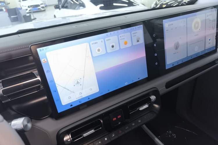 Used BAIC Off-Road BJ40 Electric Drive 2025 Standard Edition Audio And AC Panel