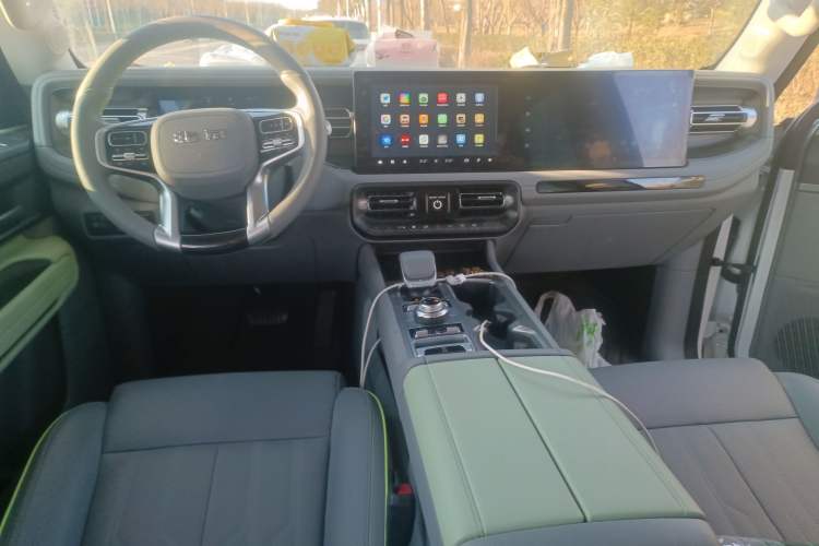 Used BAIC Off-Road BJ40 Electric Drive 2025 Standard Edition Center Console