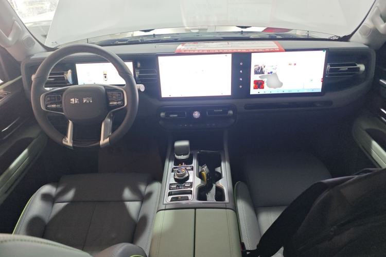 Used BAIC Off-Road BJ40 Electric Drive 2025 Advanced Edition Center Console