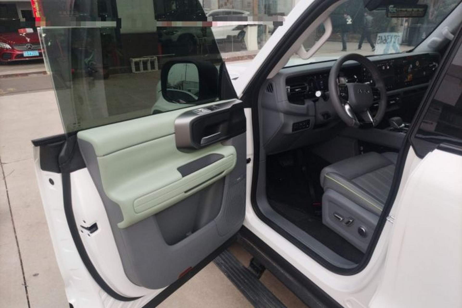 Used BAIC Off-Road BJ40 Electric Drive 2025 Advanced Edition Driver Seat