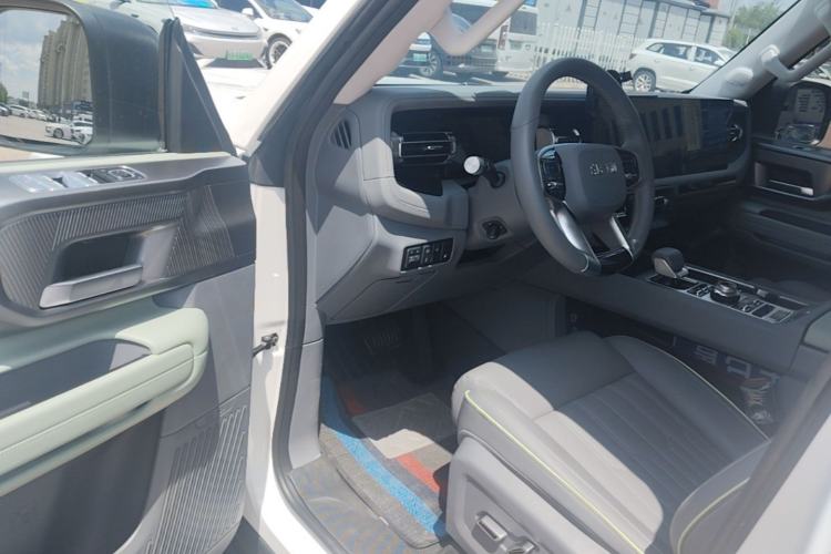Used BAIC Off-Road BJ40 Electric Drive 2025 Standard Edition Driver Seat
