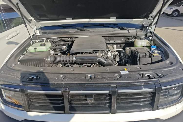 Used BAIC Off-Road BJ40 Electric Drive 2025 Advanced Edition Engine Bay